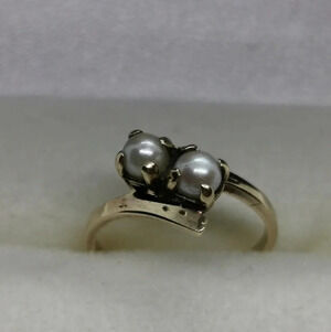 ✨ Vintage 10K Gold Double Pearl Bypass Ring Statement Piece ✨